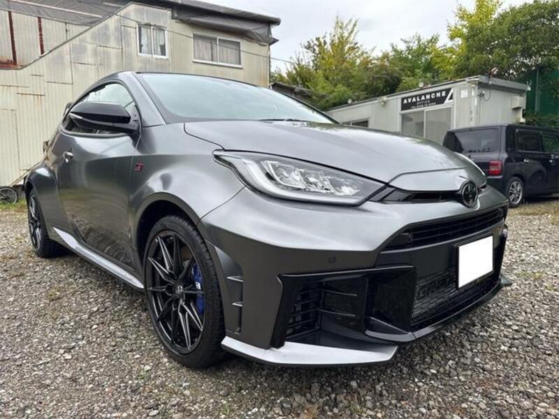 GR YARIS
