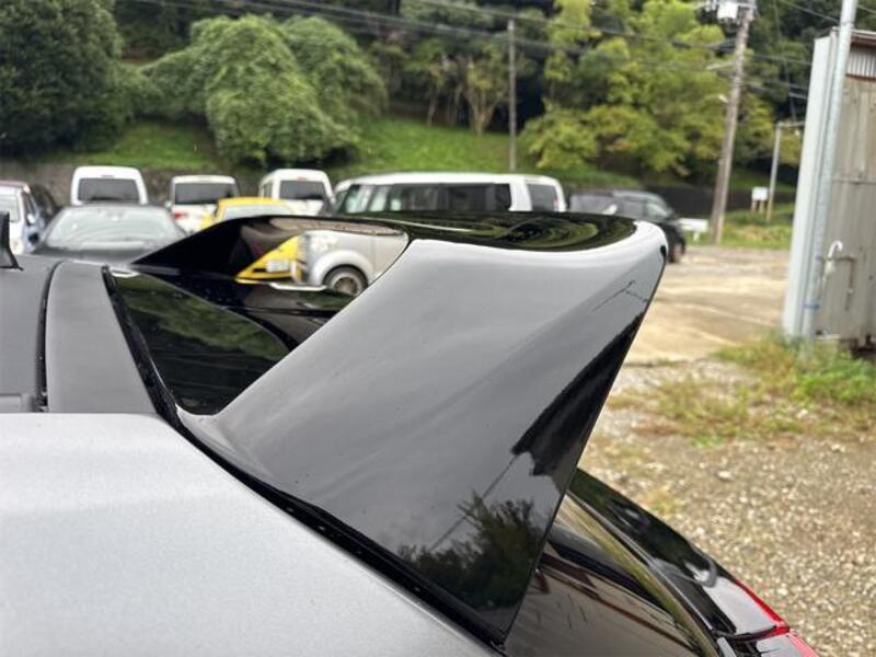 GR YARIS