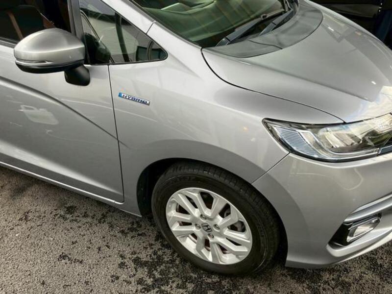 FIT HYBRID