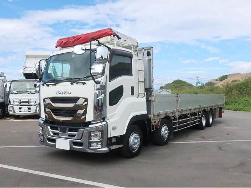 ISUZU GIGA