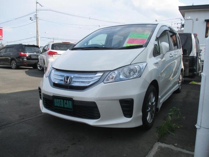 HONDA FREED HYBRID