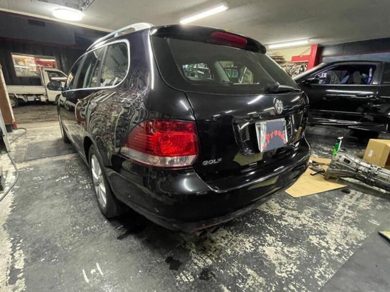 GOLF VARIANT