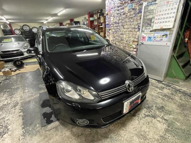 VOLKSWAGEN GOLF VARIANT