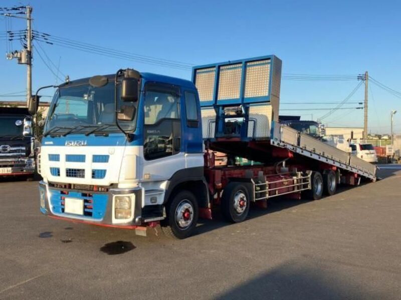 ISUZU GIGA