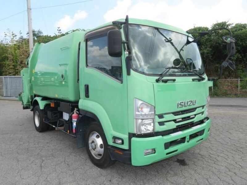 ISUZU FORWARD