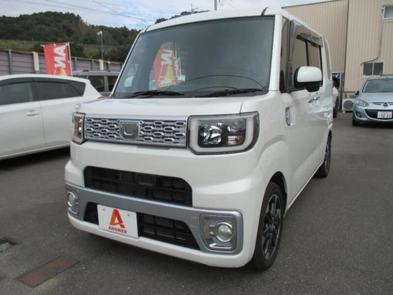 DAIHATSU WAKE