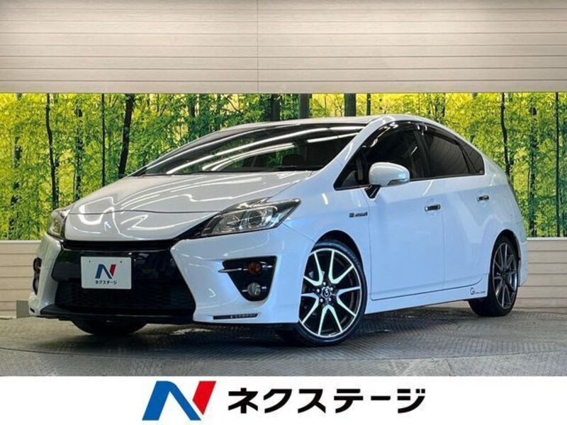 TOYOTA PRIUS