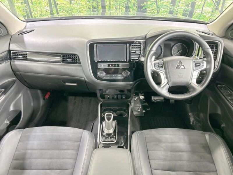 OUTLANDER PHEV