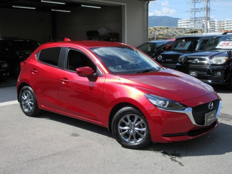 MAZDA2