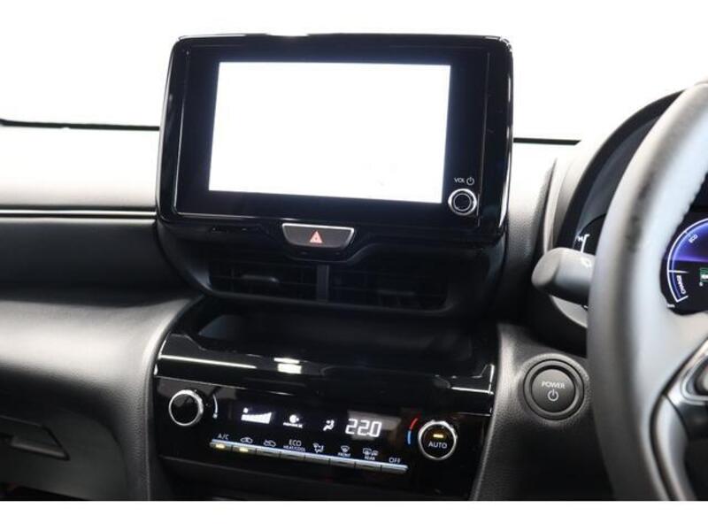 YARIS CROSS