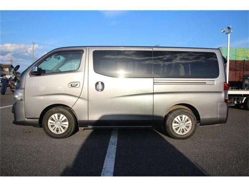 NV350 CARAVAN WAGON