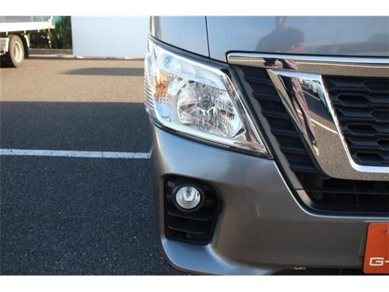 NV350 CARAVAN WAGON