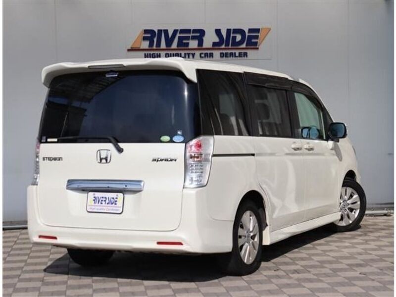 STEPWAGON SPADA