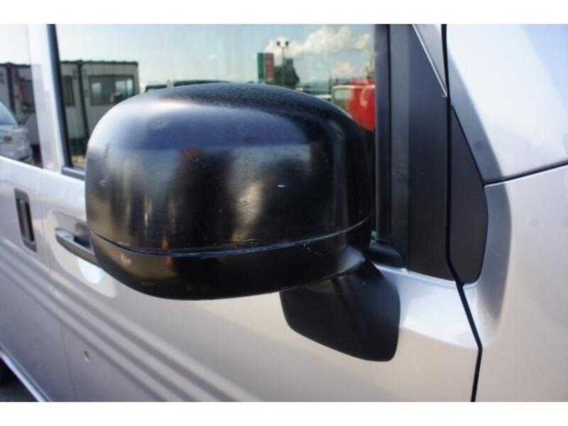 N-VAN