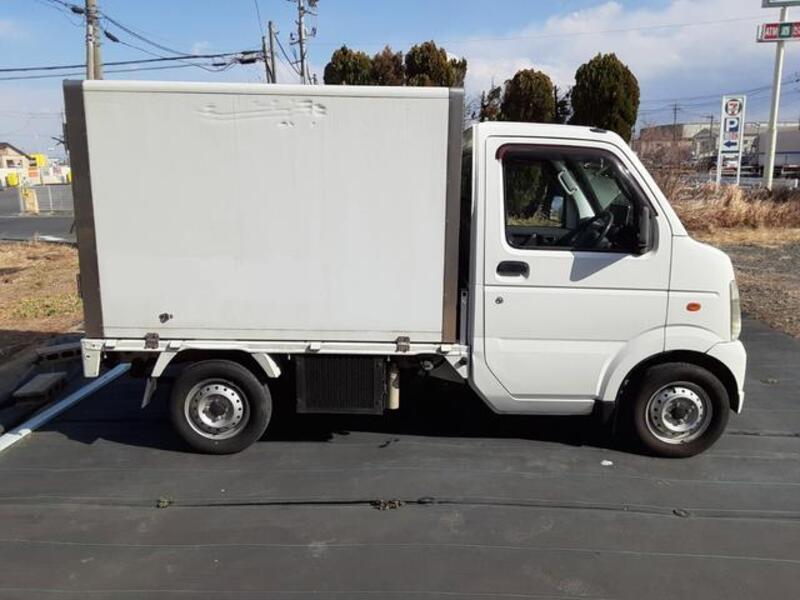 CARRY TRUCK