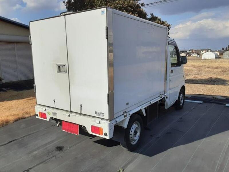 CARRY TRUCK