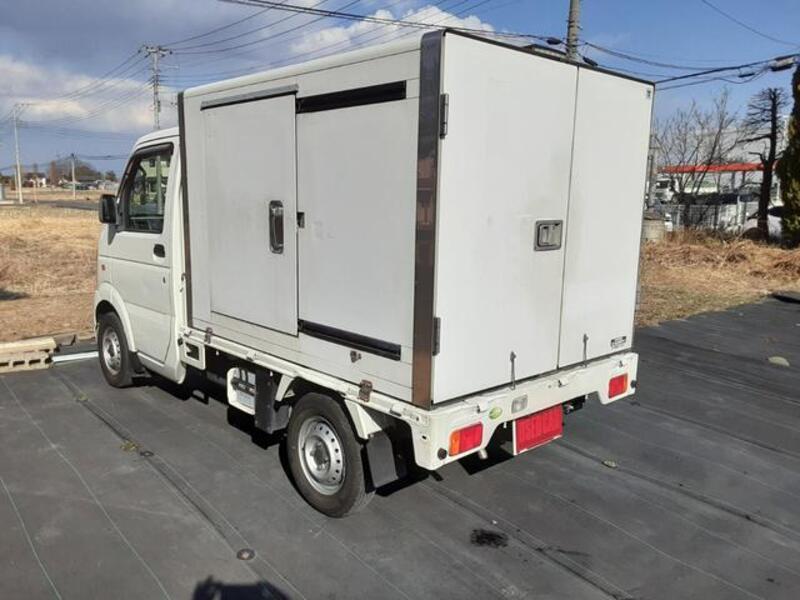 CARRY TRUCK