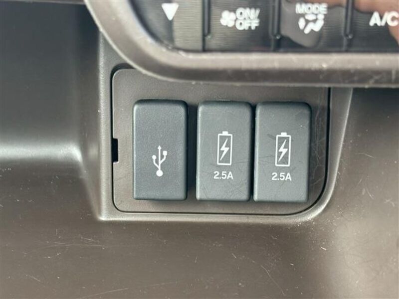 N BOX