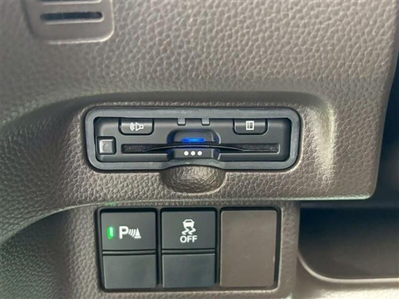 N BOX