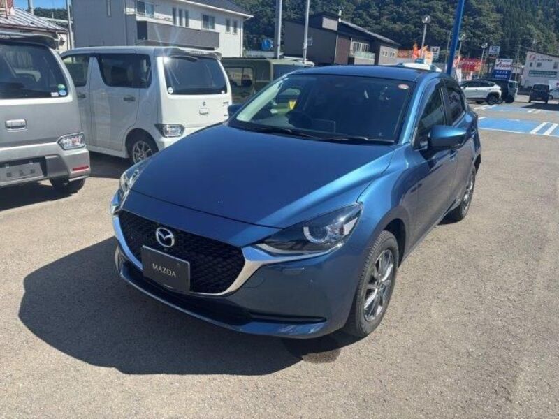 MAZDA2-0