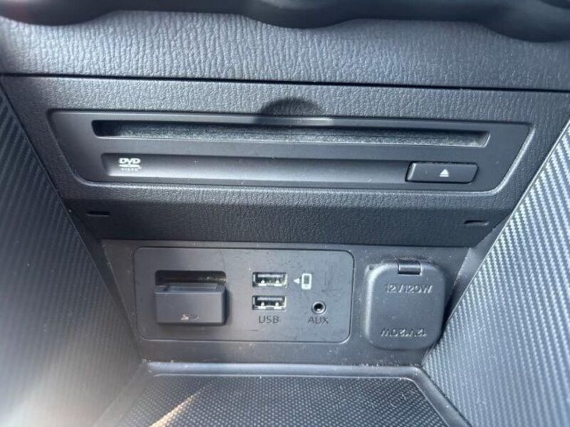 MAZDA2