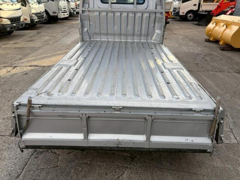 TOWNACE TRUCK