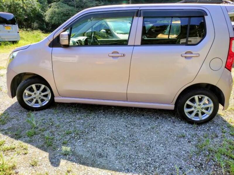 WAGON R