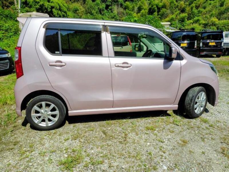 WAGON R
