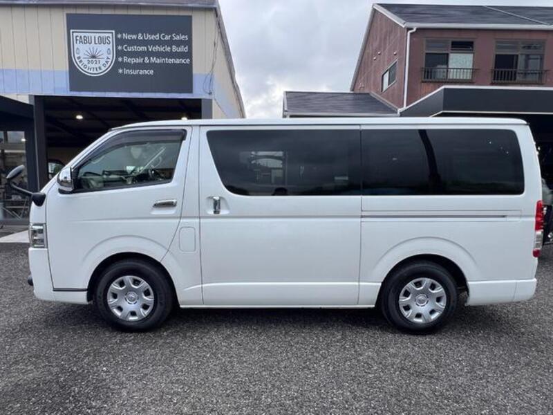 HIACE VAN