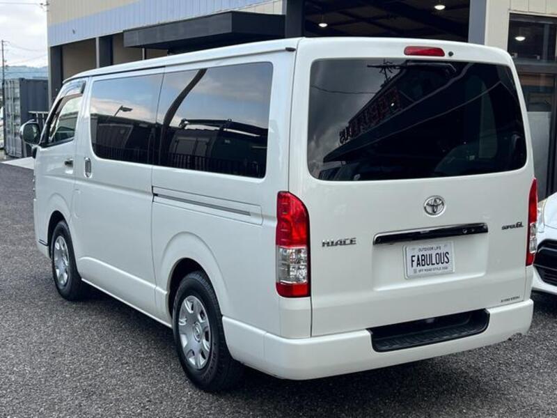 HIACE VAN