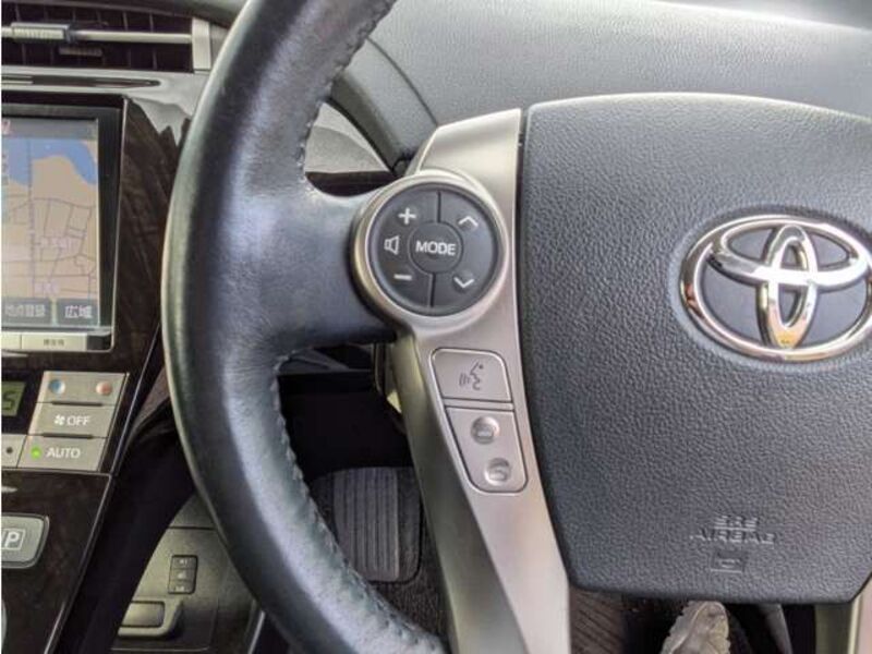 PRIUS PHV