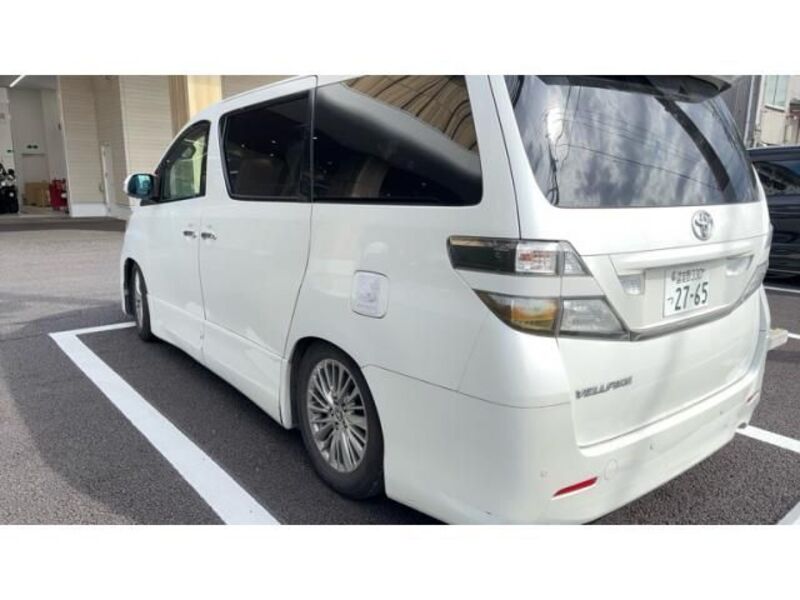 VELLFIRE