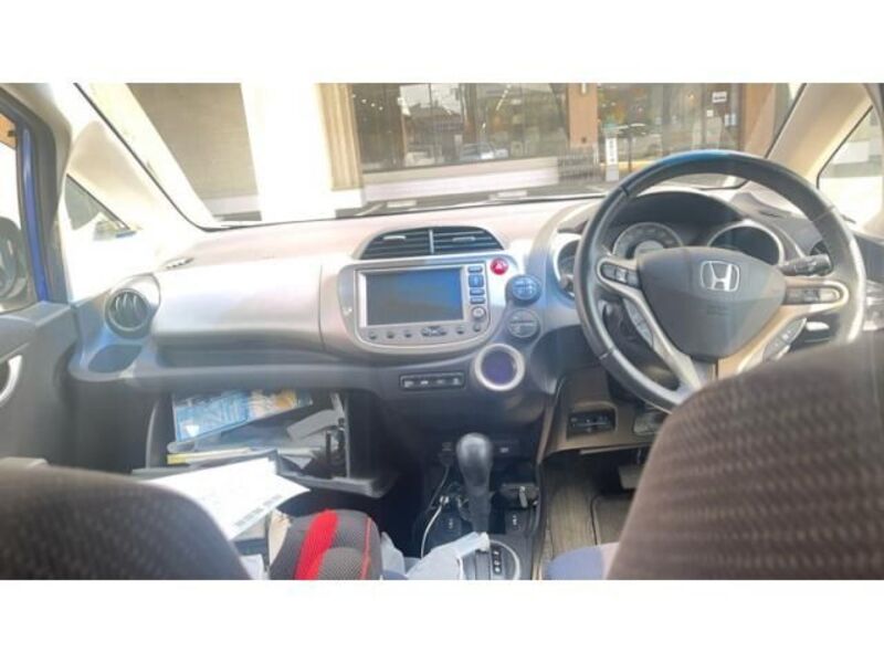 FIT HYBRID