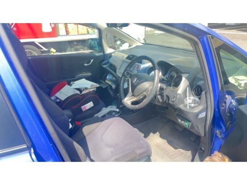 FIT HYBRID