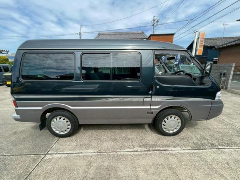 BONGO VAN