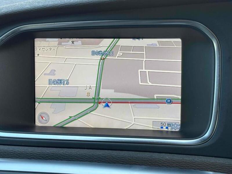 V40