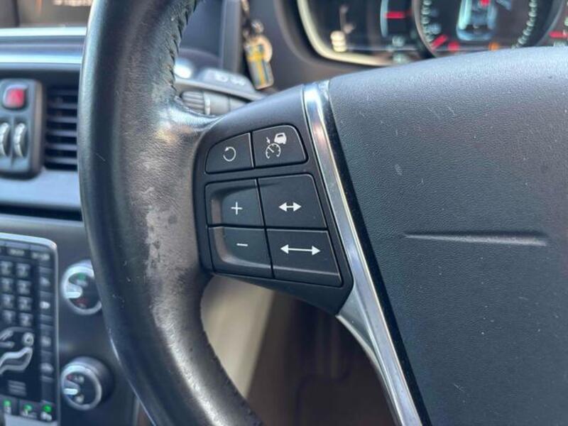 V40