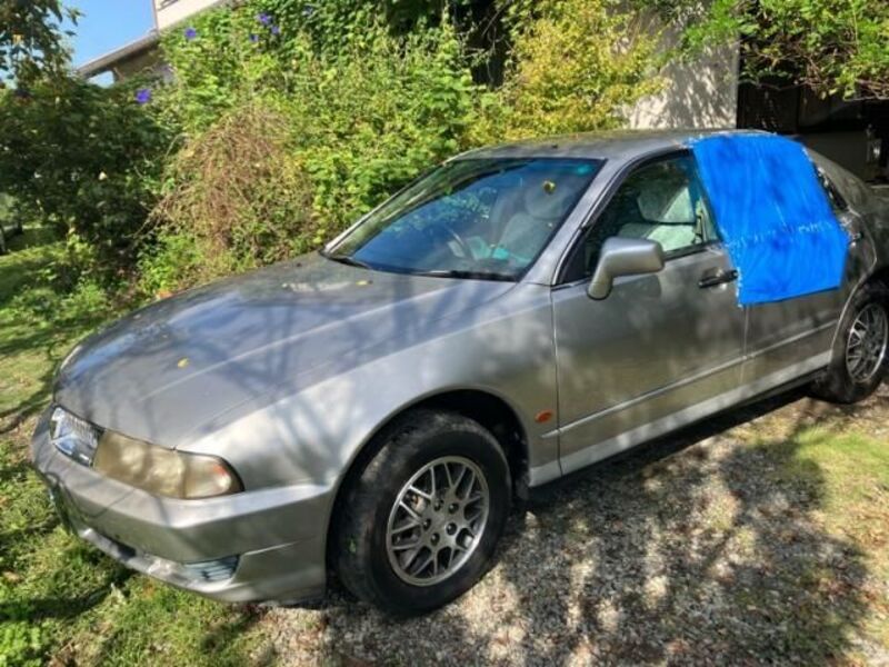 MITSUBISHI DIAMANTE