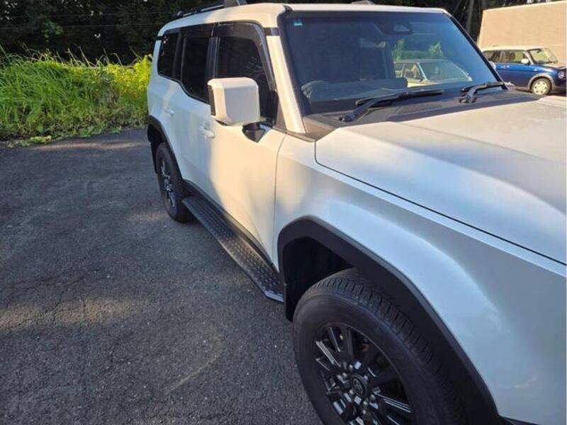 LAND CRUISER 250