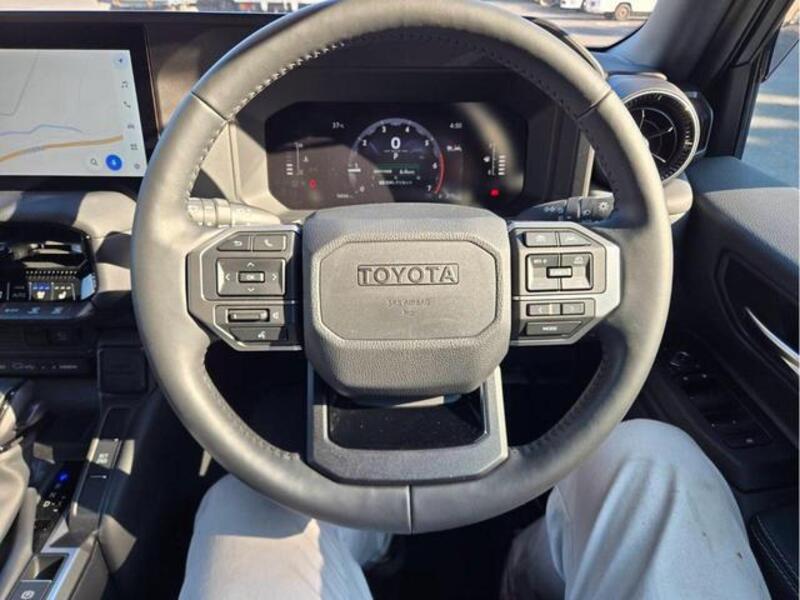 LAND CRUISER 250