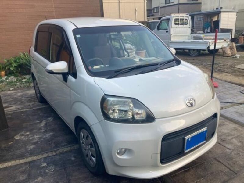 TOYOTA PORTE