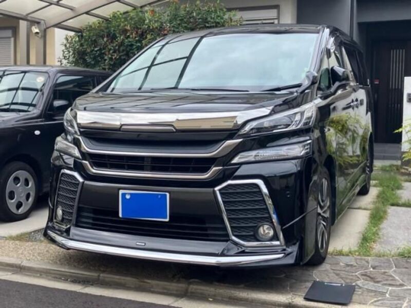 TOYOTA VELLFIRE