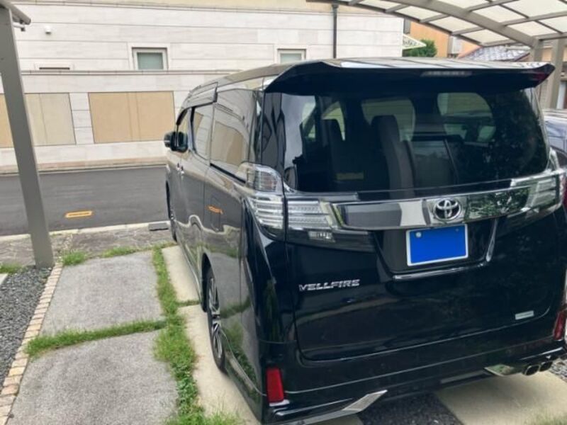 VELLFIRE