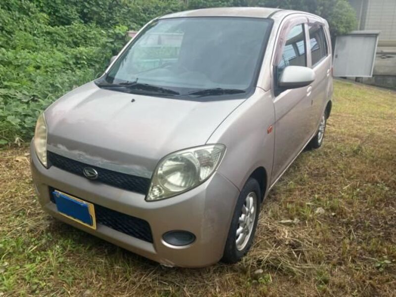 DAIHATSU MAX