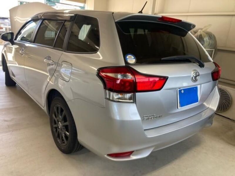 COROLLA FIELDER