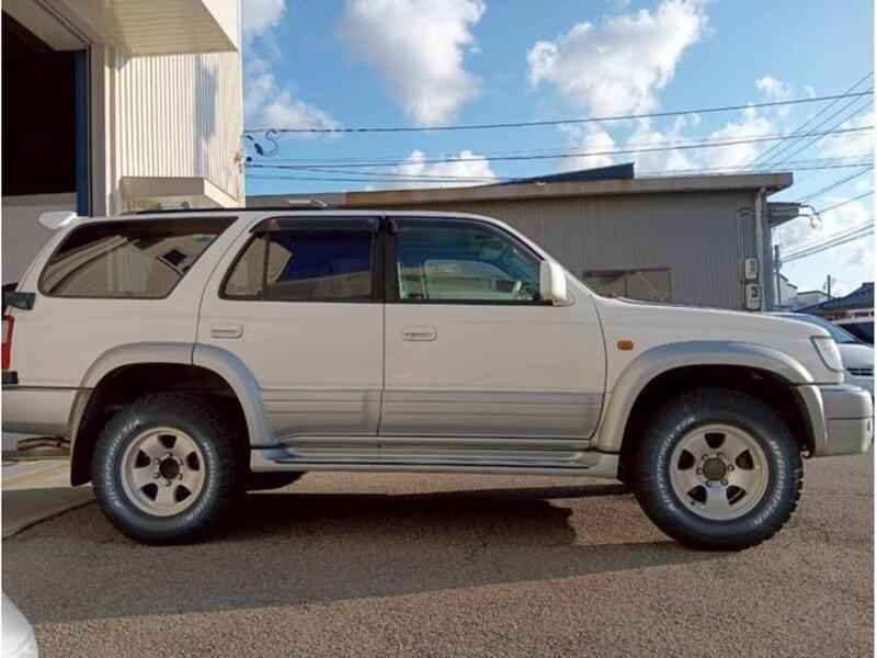 HILUX SURF