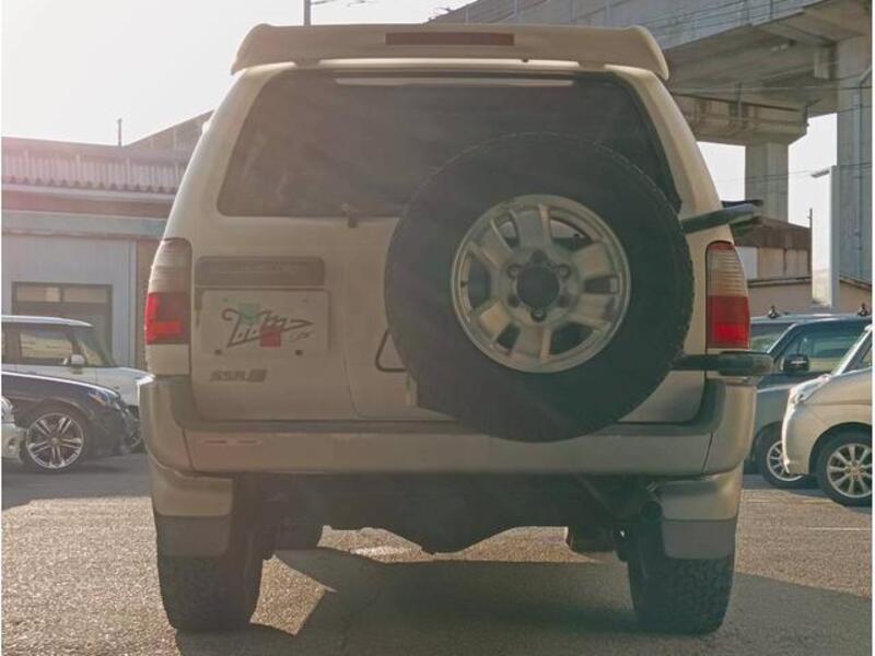 HILUX SURF