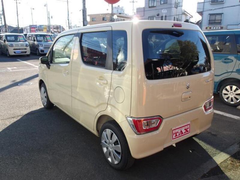 WAGON R