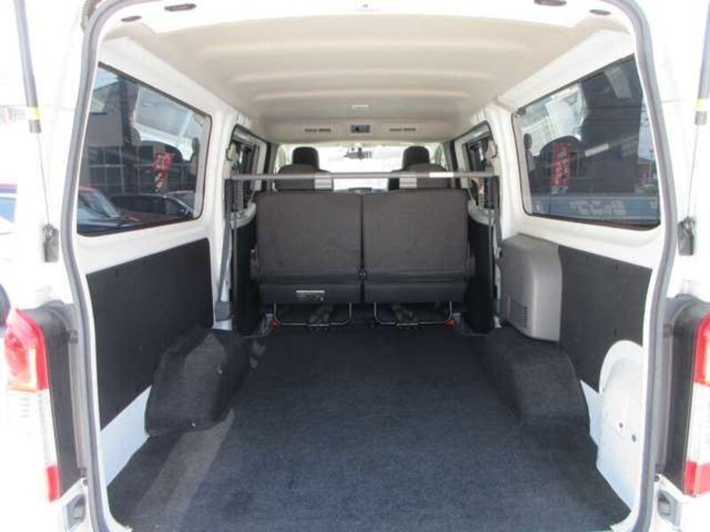 NV350 CARAVAN