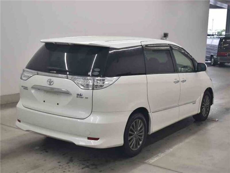 ESTIMA HYBRID